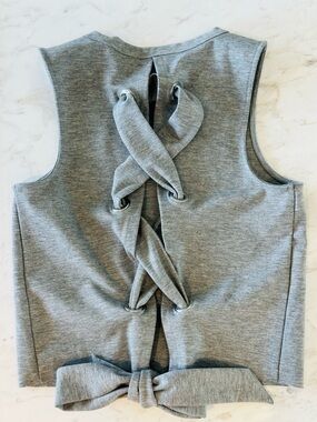 True Religion Gray Sleeveless Lace Up Back Top women’s size XS